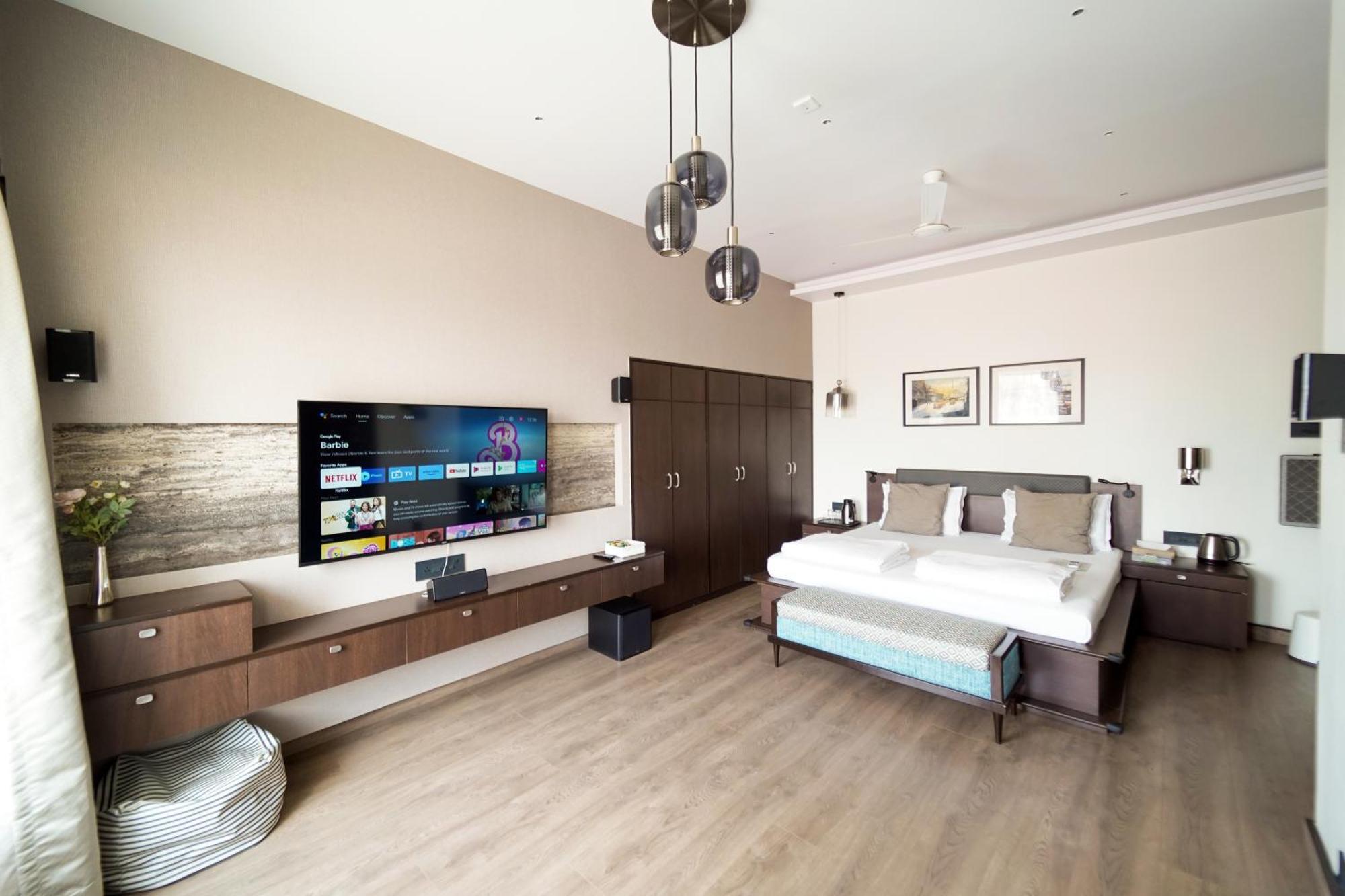 Central Bed & Breakfast Калькутта Экстерьер фото