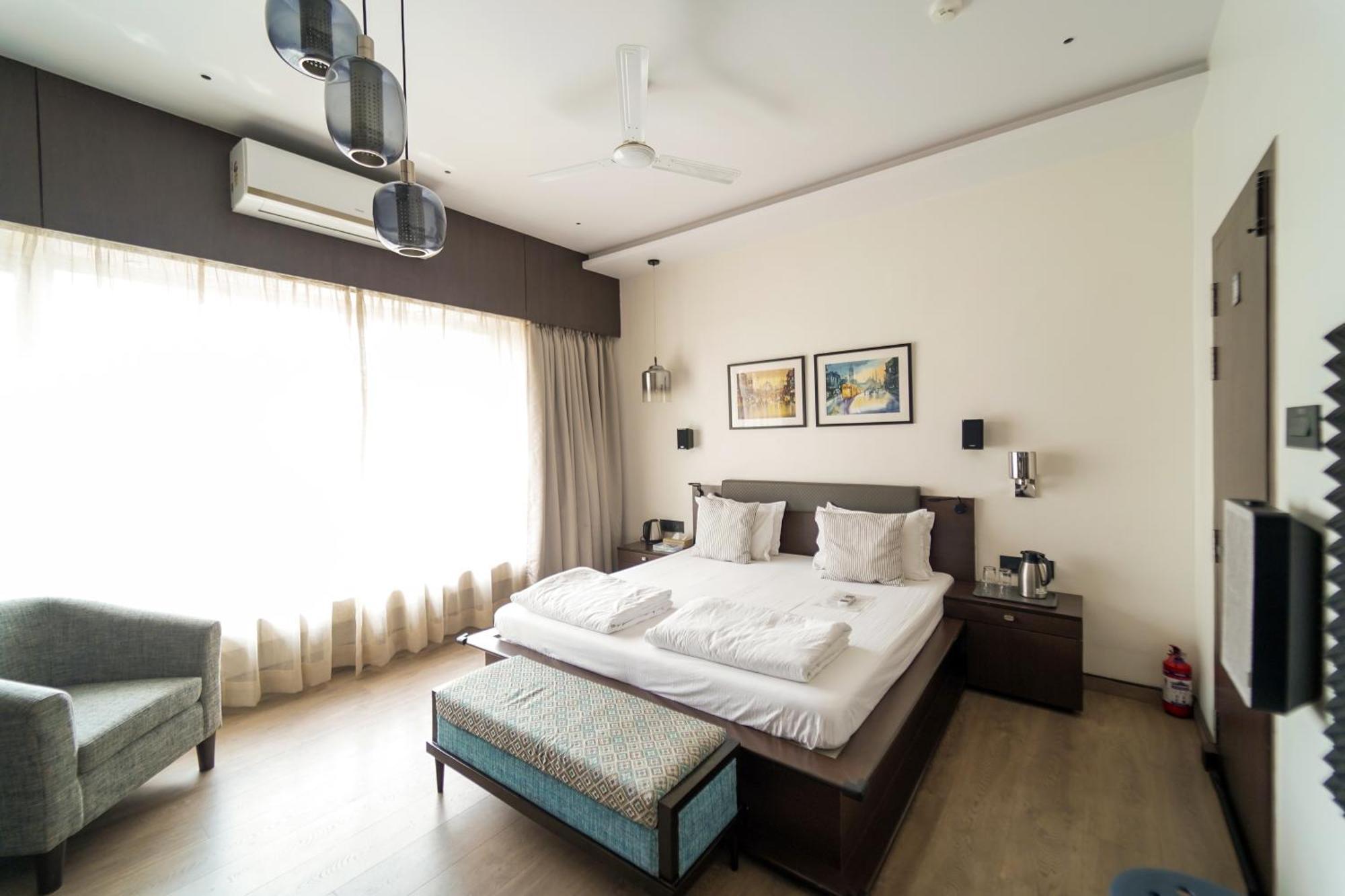 Central Bed & Breakfast Калькутта Экстерьер фото